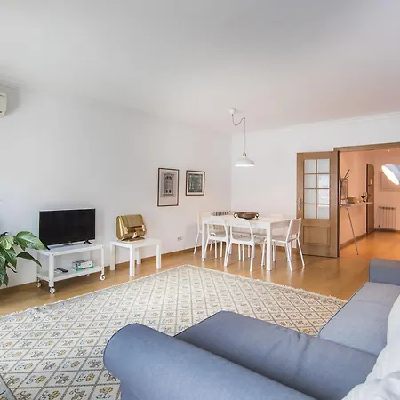 Apartmán Lovelystay - Family Modern